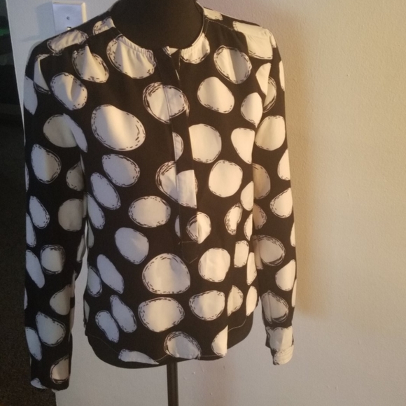 Cute polka dot blouse - Picture 1 of 2